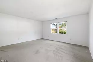 23 Sweetbriar Rd, Franklin Township, NJ 08873 - Photo 23