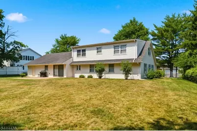 23 Sweetbriar Rd, Franklin Township, NJ 08873 - Photo 47