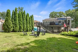 561 Rogers Dr, Roxbury Township, NJ 07850 - Photo 23