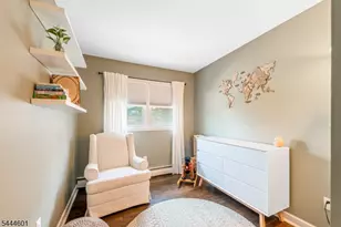 561 Rogers Dr, Roxbury Township, NJ 07850 - Photo 13