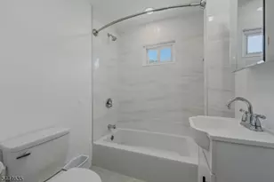18 John St, Kearny, NJ 07032 - Photo 5