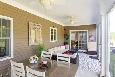 67 Bluffs Ct, Hamburg, NJ 07419 - Photo 11