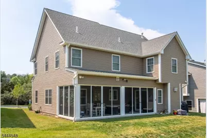 67 Bluffs Ct, Hamburg, NJ 07419 - Photo 21