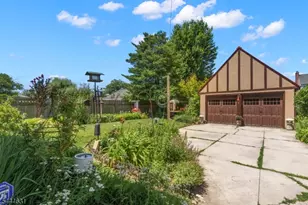 1030 Sterling Rd, Union Township, NJ 07083 - Photo 33