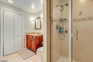 48 Woodland Ave, Verona Twp., NJ 07044 - Photo 17
