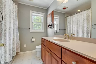 48 Woodland Ave, Verona Twp., NJ 07044 - Photo 19