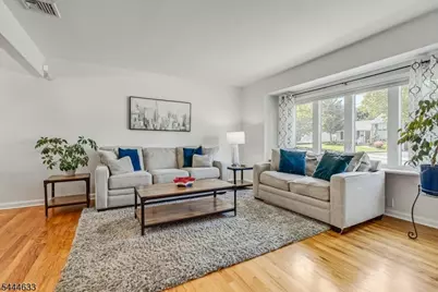 48 Woodland Ave, Verona Twp., NJ 07044 - Photo 5
