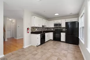 223 Tomahawk Ct, Montgomery Township, NJ 08502 - Photo 15