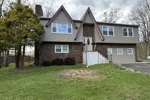 29 Billings Rd, Hopatcong, NJ 07843 - Photo 1