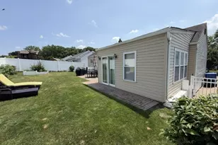 36 Maplewood Ave, Woodbridge Township, NJ 07067 - Photo 5