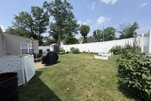 36 Maplewood Ave, Woodbridge Township, NJ 07067 - Photo 7