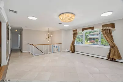 25 Cleveland Ave, East Hanover Township, NJ 07936 - Photo 13