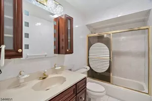 25 Cleveland Ave, East Hanover Township, NJ 07936 - Photo 29