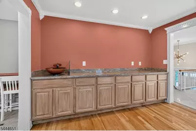 25 Cleveland Ave, East Hanover Township, NJ 07936 - Photo 11