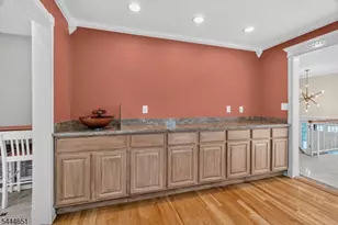 25 Cleveland Ave, East Hanover Township, NJ 07936 - Photo 11