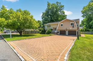 25 Cleveland Ave, East Hanover Township, NJ 07936 - Photo 3