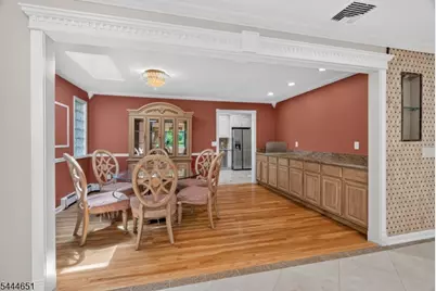 25 Cleveland Ave, East Hanover Township, NJ 07936 - Photo 9