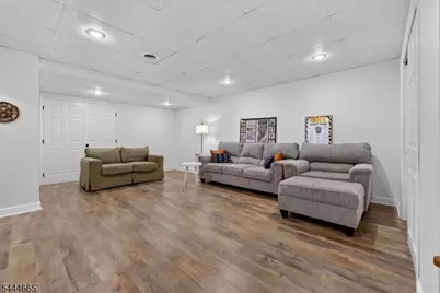 8 Saxonney Cir, Raritan Township, NJ 08822 - Photo 25