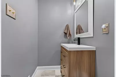 8 Saxonney Cir, Raritan Township, NJ 08822 - Photo 15