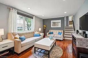 27 Edgewood Ave, Springfield, NJ 07081 - Photo 3