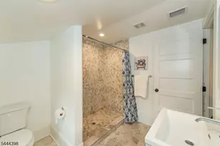 202 Watchung Ave, Montclair Twp., NJ 07043 - Photo 37