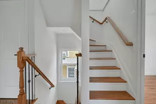 65 Eastern Pkwy, Newark, NJ 07106 - Photo 25