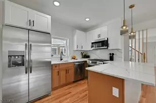 65 Eastern Pkwy, Newark, NJ 07106 - Photo 11