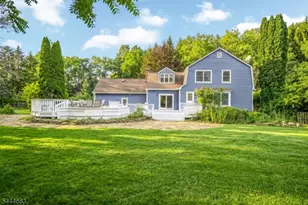 2 Chester Woods Dr, Chester, NJ 07930 - Photo 25