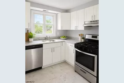 55 Marconi St #2, Clifton, NJ 07013 - Photo 3