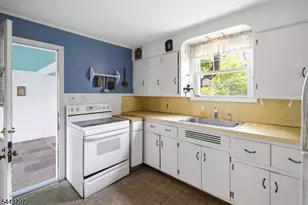 180 Milltown Rd, Springfield, NJ 07081 - Photo 9
