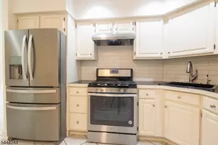 107 Rockledge Terrace, Haledon, NJ 07508 - Photo 7