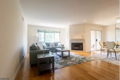 107 Rock Ledge Ter, Haledon, NJ 07508 - Photo 5