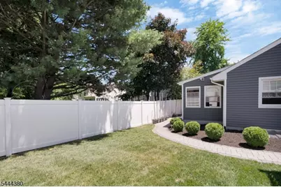 307 Minute Arms Rd, Union Township, NJ 07083 - Photo 25