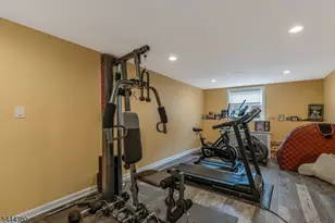 307 Minute Arms Rd, Union Township, NJ 07083 - Photo 13