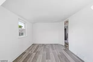 76 Schuyler Ave, North Arlington, NJ 07031 - Photo 9