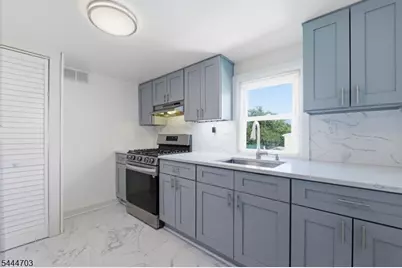 76 Schuyler Ave #2, North Arlington, NJ 07031 - Photo 5