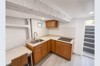 142 E Jersey St, Elizabeth, NJ 07206 - Photo 9
