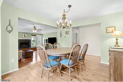 357 Cotswold Pl, Franklin Township, NJ 08873 - Photo 9