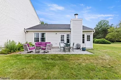 357 Cotswold Pl, Franklin Township, NJ 08873 - Photo 25