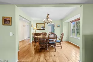 357 Cotswold Pl, Franklin Township, NJ 08873 - Photo 11