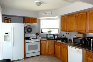 51 Edinborough Ct, Washington Township, NJ 07840 - Photo 5