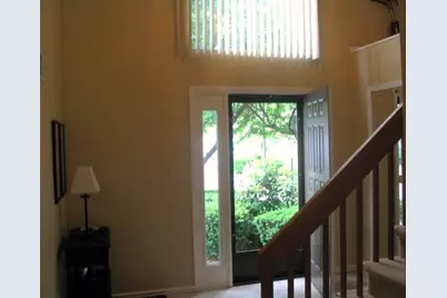 147 Castle Ridge Dr, East Hanover Township, NJ 07936 - Photo 3