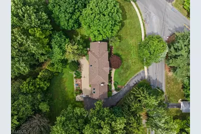 4 Unneberg Ave, Roxbury Township, NJ 07876 - Photo 31