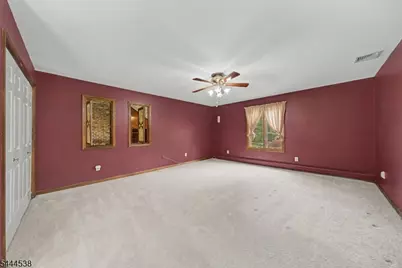 4 Unneberg Ave, Roxbury Township, NJ 07876 - Photo 17