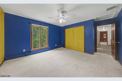 4 Unneberg Ave, Roxbury Township, NJ 07876 - Photo 25
