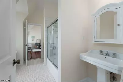 8 Flanders Valley Ct, Montgomery Township, NJ 08558 - Photo 33
