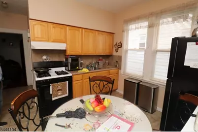270 N 12th St, Newark, NJ 07107 - Photo 15