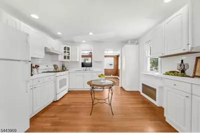 510 Eagle Rock Ave, Roseland, NJ 07068 - Photo 5