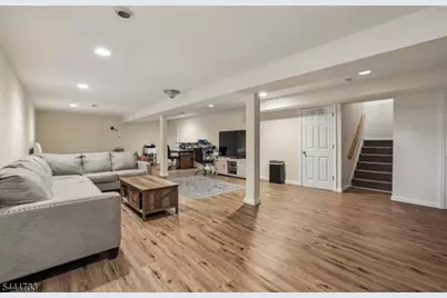 10 Redmond Ct, Bridgewater, NJ 08807 - Photo 23