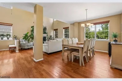 10 Redmond Ct, Bridgewater, NJ 08807 - Photo 5